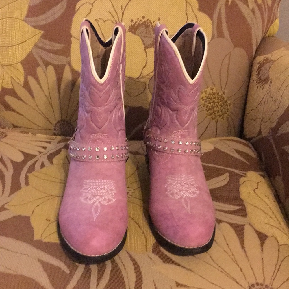 Adorable Durango cowgirl boots
